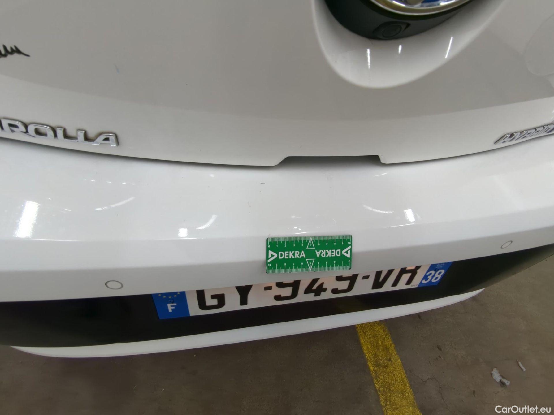  Toyota  Corolla TOYOTA  / 2018 / 5P / Berline Hybride 122h Dynamic Business #10