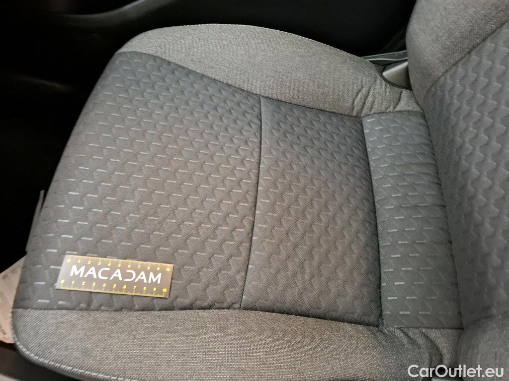  Toyota  Yaris Cross TOYOTA  Hybride / 2021 / 5P / SUV 1.5 HYBRID 116H DESIGN AUTO #3