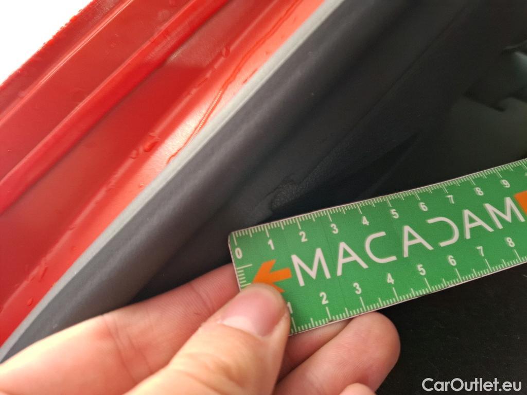  Hyundai  Konna HYUNDAI Kona / 2017 / 5P / SUV 1.6 GDi Hybrid DCT-6 Executive #4