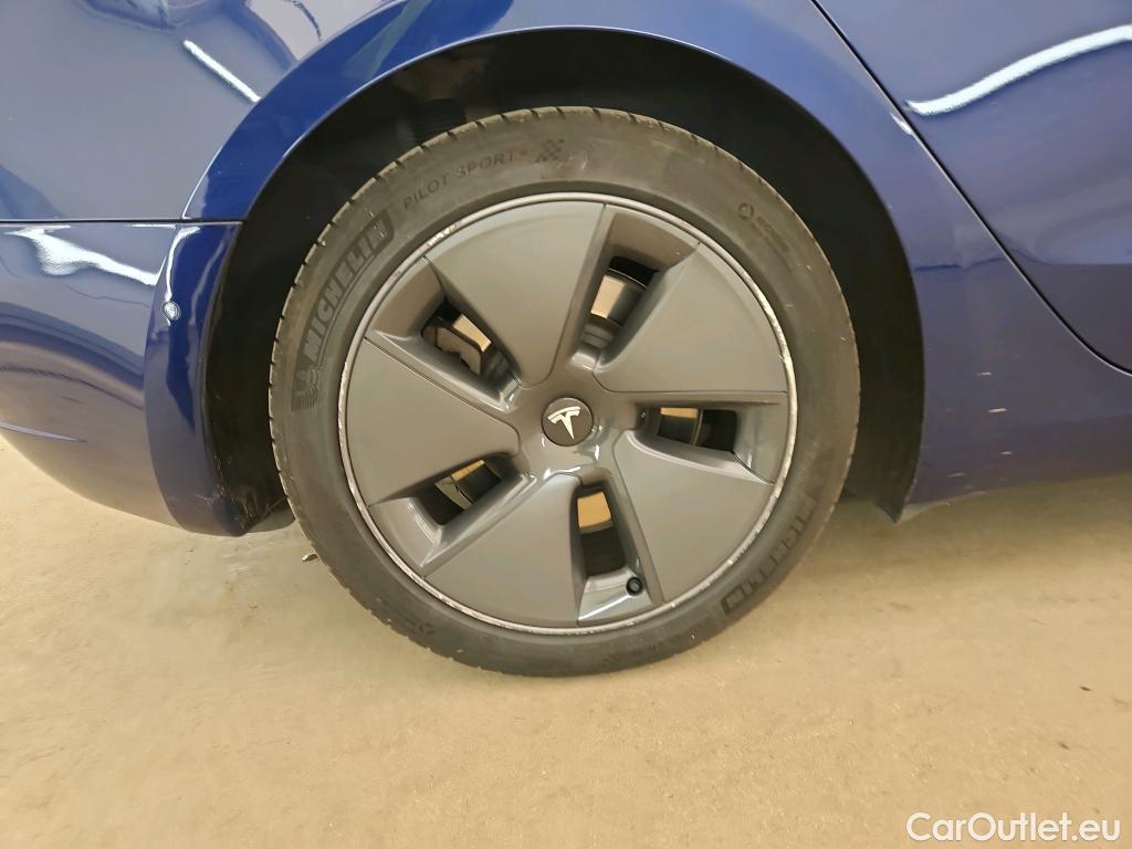  Tesla  Model 3 TESLA  / 2018 / 4P / Berline Autonomie Standard Plus RWD #10