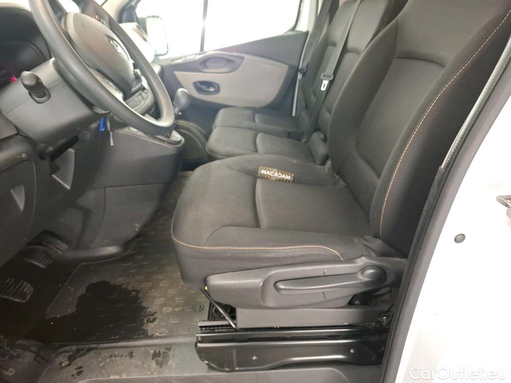 Renault  Trafic RENAULT  4p Combi Zen L1 Energy dCi 125 8 places #22