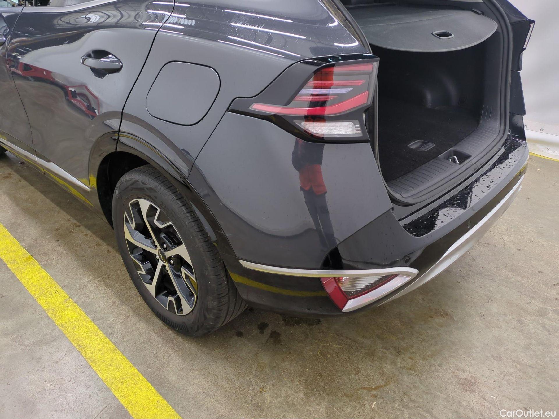  KIA  Sportage  Design Hybrid 1.6 T-GDi 230CV BVA6 E6d #26