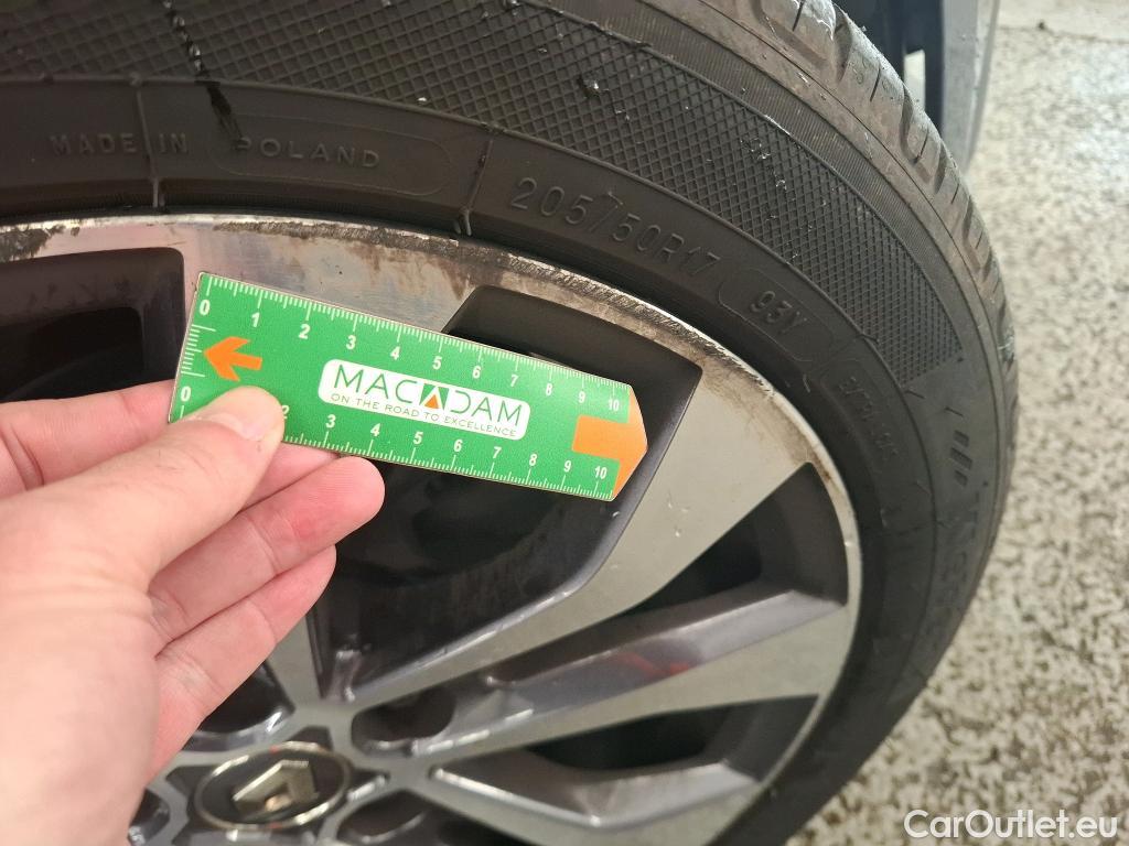  Renault  Megane RENAULT Mégane Estate / 2020 / 5P / Break techno TCe 140 EDC #5