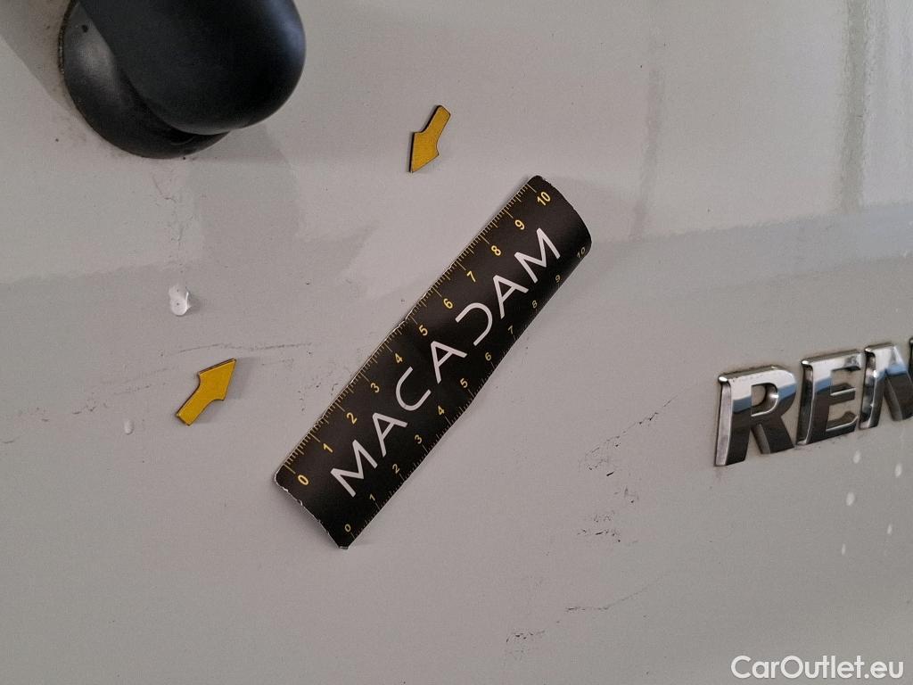  Renault  Trafic RENAULT  4p Combi Zen L1 Energy dCi 125 8 places #18