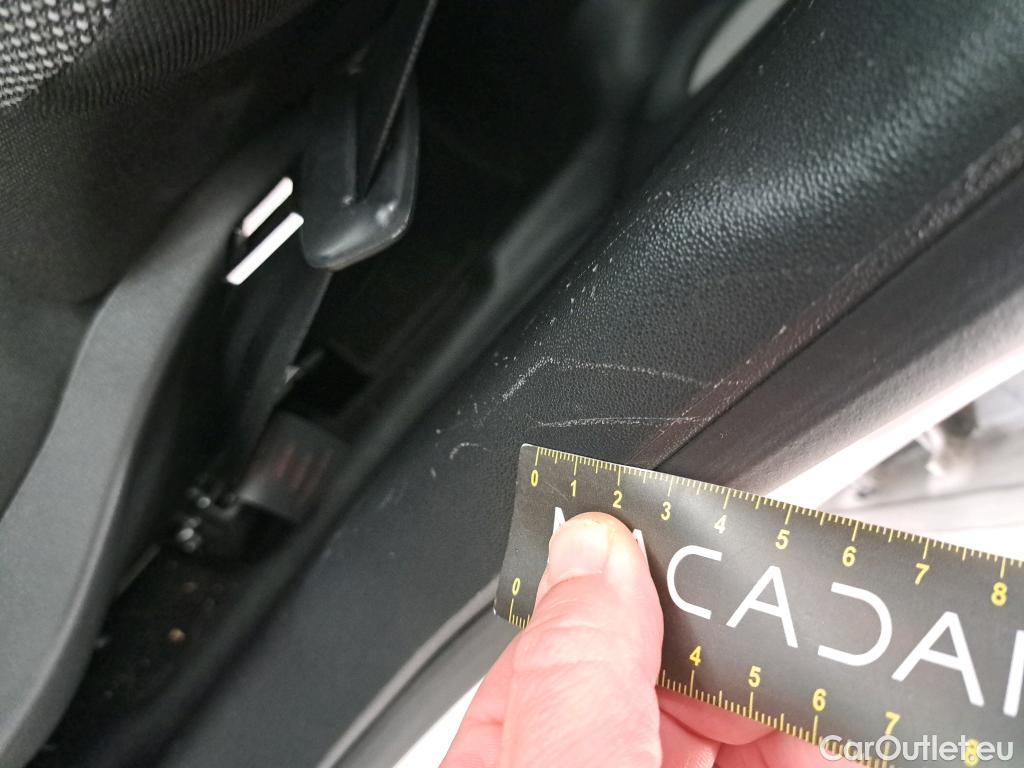  Citroen  C3 CITROEN  / 2016 / 5P / Berline PureTech 82 S&S BVM Feel Business #1