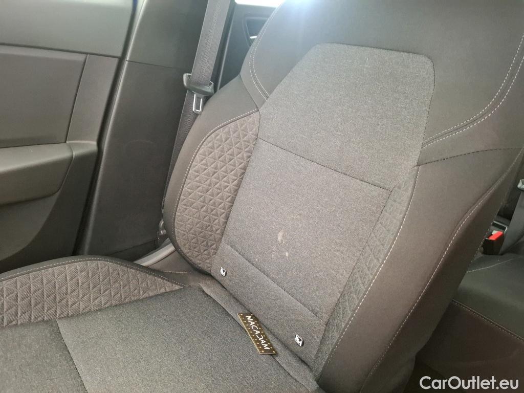  Renault  Clio  V Business 1.6 E-TECH Hybrid 140CV BVA6 E6d #30