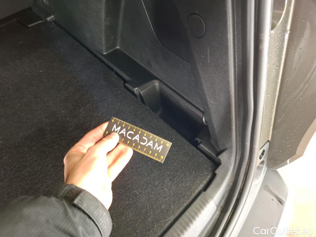  Peugeot  3008  Allure Business 1.2 PureTech 130CV BVM6 E6d #3