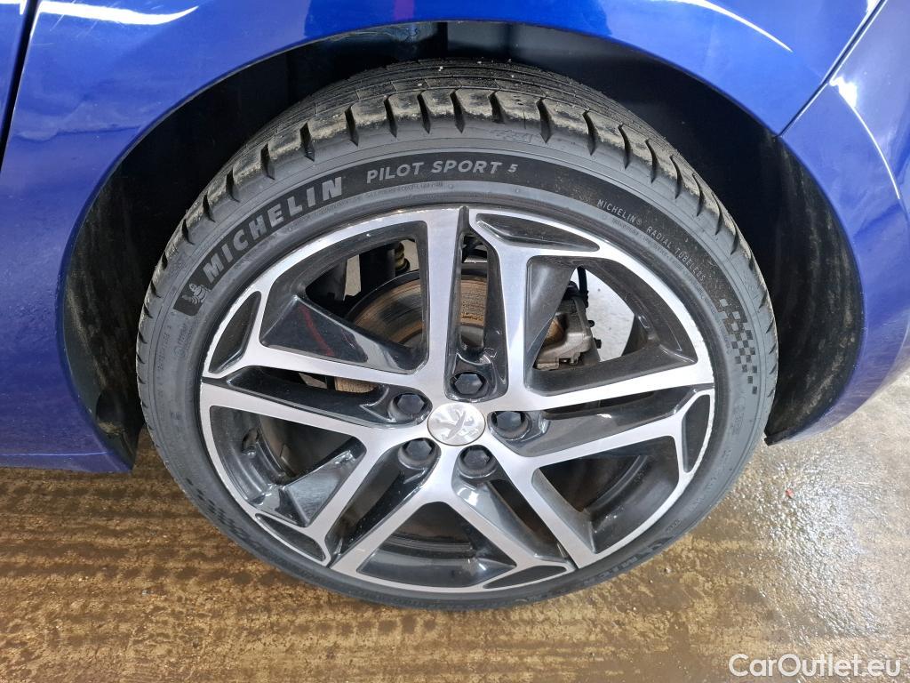  Peugeot  308  Allure 1.2 PureTech 130CV BVM6 E6dT #15