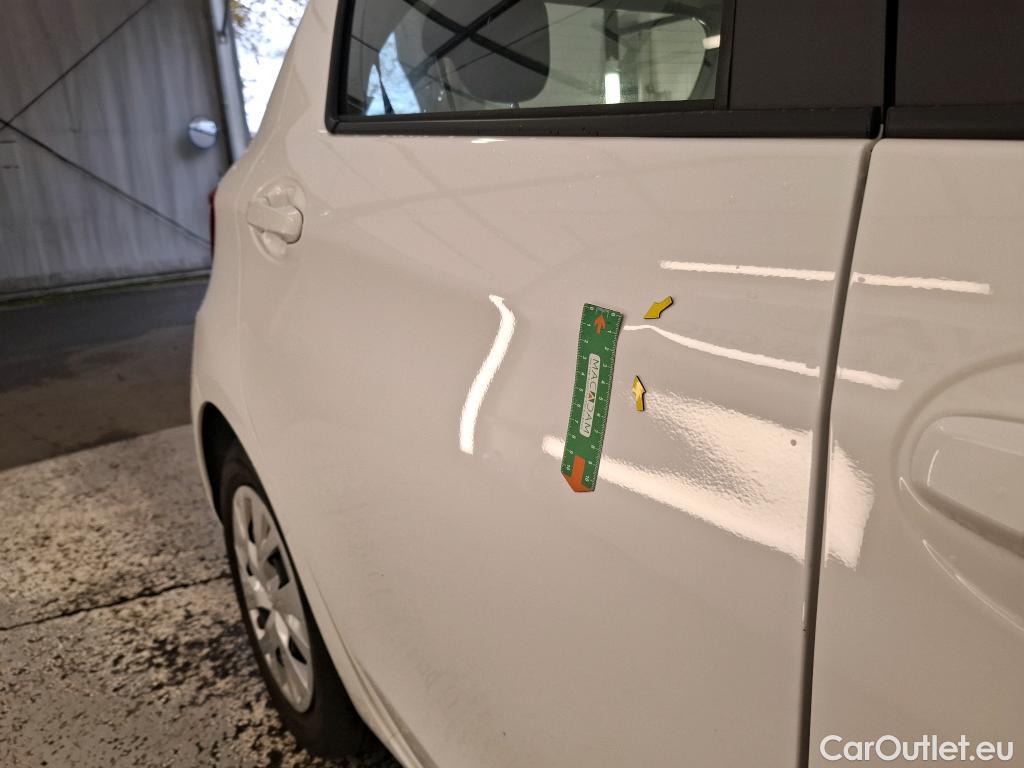  Toyota  Yaris TOYOTA  Hybride / 2017 / 5P / Berline 1.5 VVT-I HYBRID France Business #8