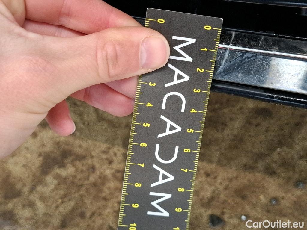  Toyota  Yaris TOYOTA  Hybride / 2019 / 5P / Berline Hybride 116h Collection #6