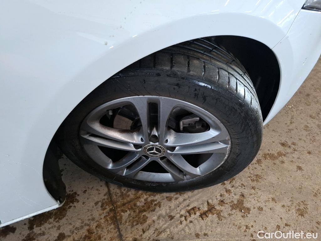  Mercedes  A-Klasse MERCEDES-BENZ Classe A Berline / 2018 / 4P / Berline A 180 d Business Line 7G-DCT #8