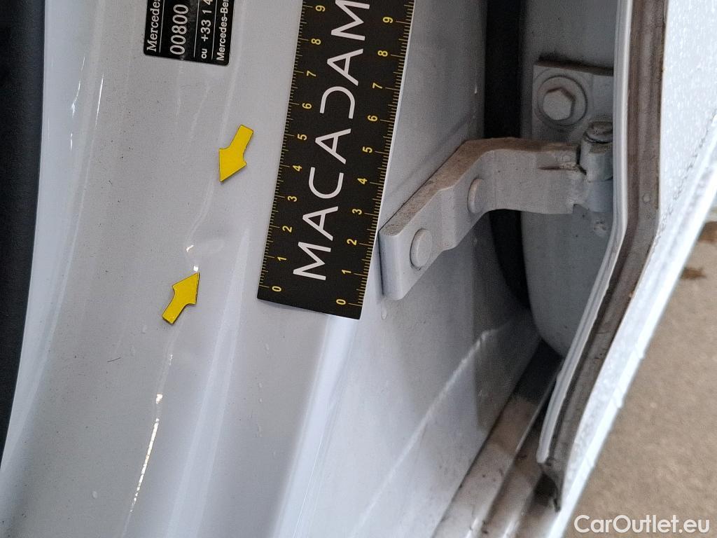  Mercedes  A-Klasse MERCEDES-BENZ Classe A Berline / 2018 / 4P / Berline A 180 d Business Line 7G-DCT #13