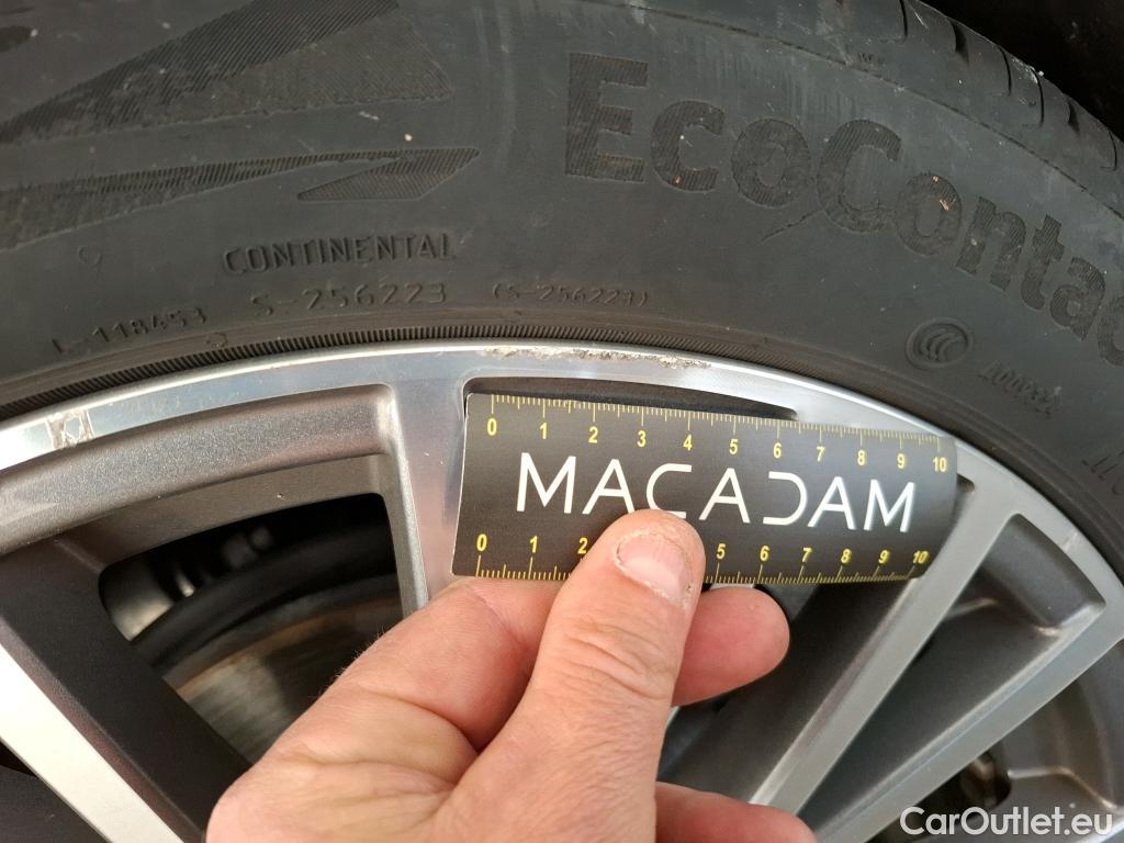  Mercedes  CLA-Klasse MERCEDES-BENZ CLA Coupe  2019  4P  Coupé CLA 180 d Business Line BA8 #21