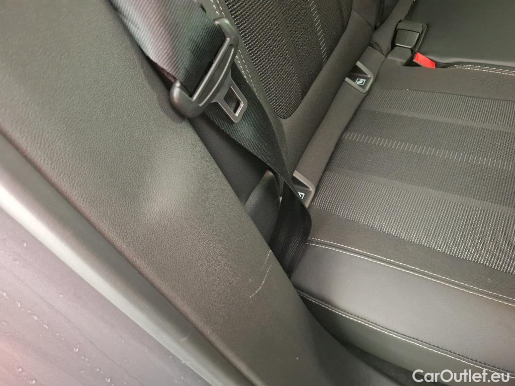  Opel   Grandland X Grandland X Business Elegance 1.2 Turbo 130CV BVA8 6E #3