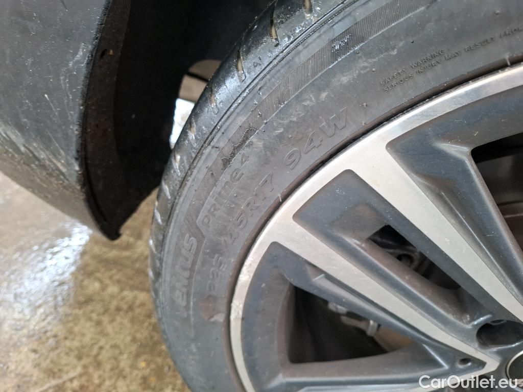  Bmw  Serie 1 BMW Série 1 / 2019 / 5P / Berline 116i Business Design #15