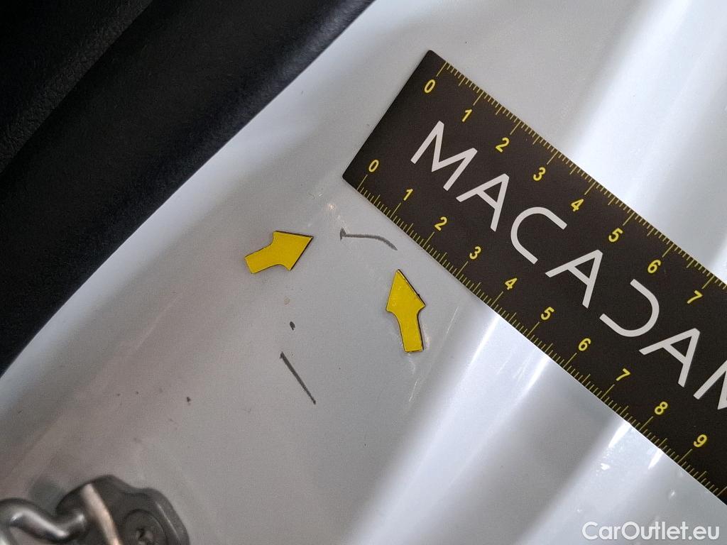  Mercedes  A-Klasse MERCEDES-BENZ Classe A Berline / 2018 / 4P / Berline A 180 d Business Line 7G-DCT #7