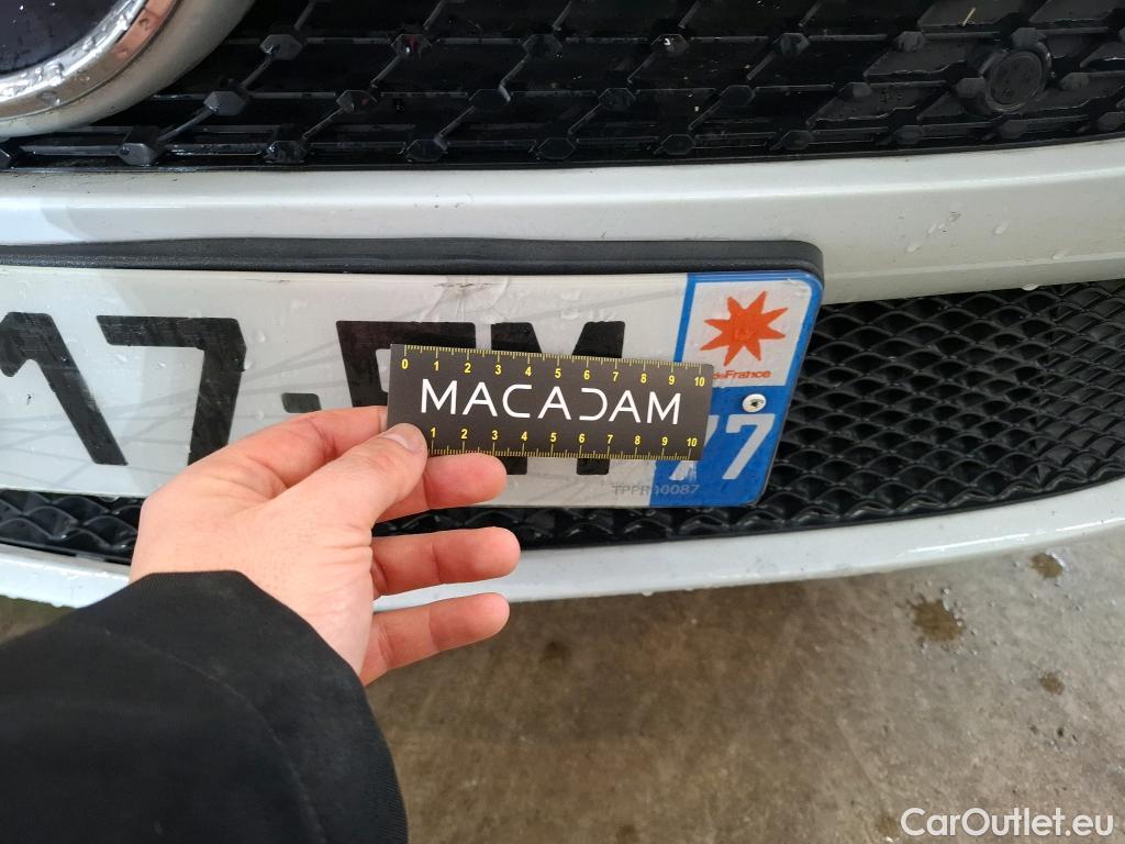  Mercedes  A-Klasse MERCEDES-BENZ Classe A Berline / 2018 / 4P / Berline A 180 d Business Line 7G-DCT #26