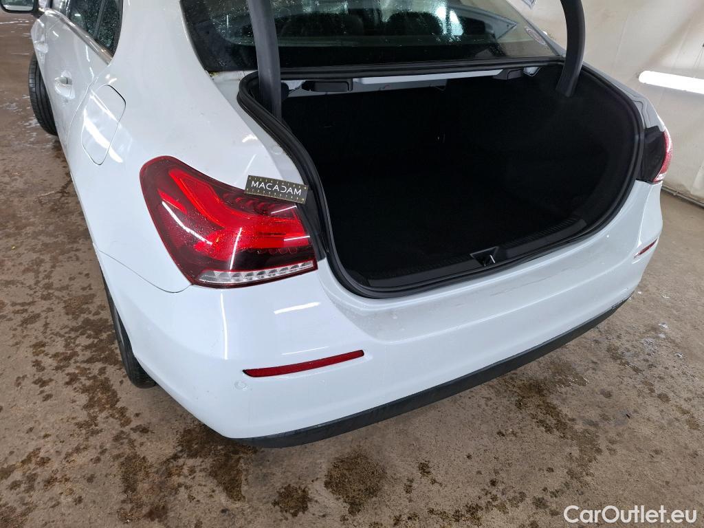  Mercedes  A-Klasse MERCEDES-BENZ Classe A Berline / 2018 / 4P / Berline A 180 d Business Line 7G-DCT #28