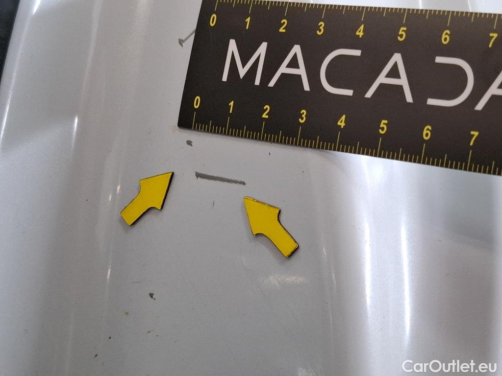  Mercedes  A-Klasse MERCEDES-BENZ Classe A Berline / 2018 / 4P / Berline A 180 d Business Line 7G-DCT #6