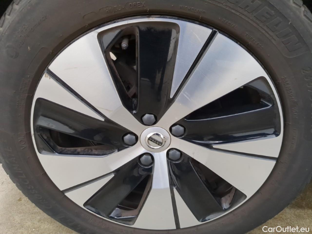  Volvo  XC 40 VOLVO XC40 / 2022 / 5P / SUV Recharge T4 211 DCT7 Start #12