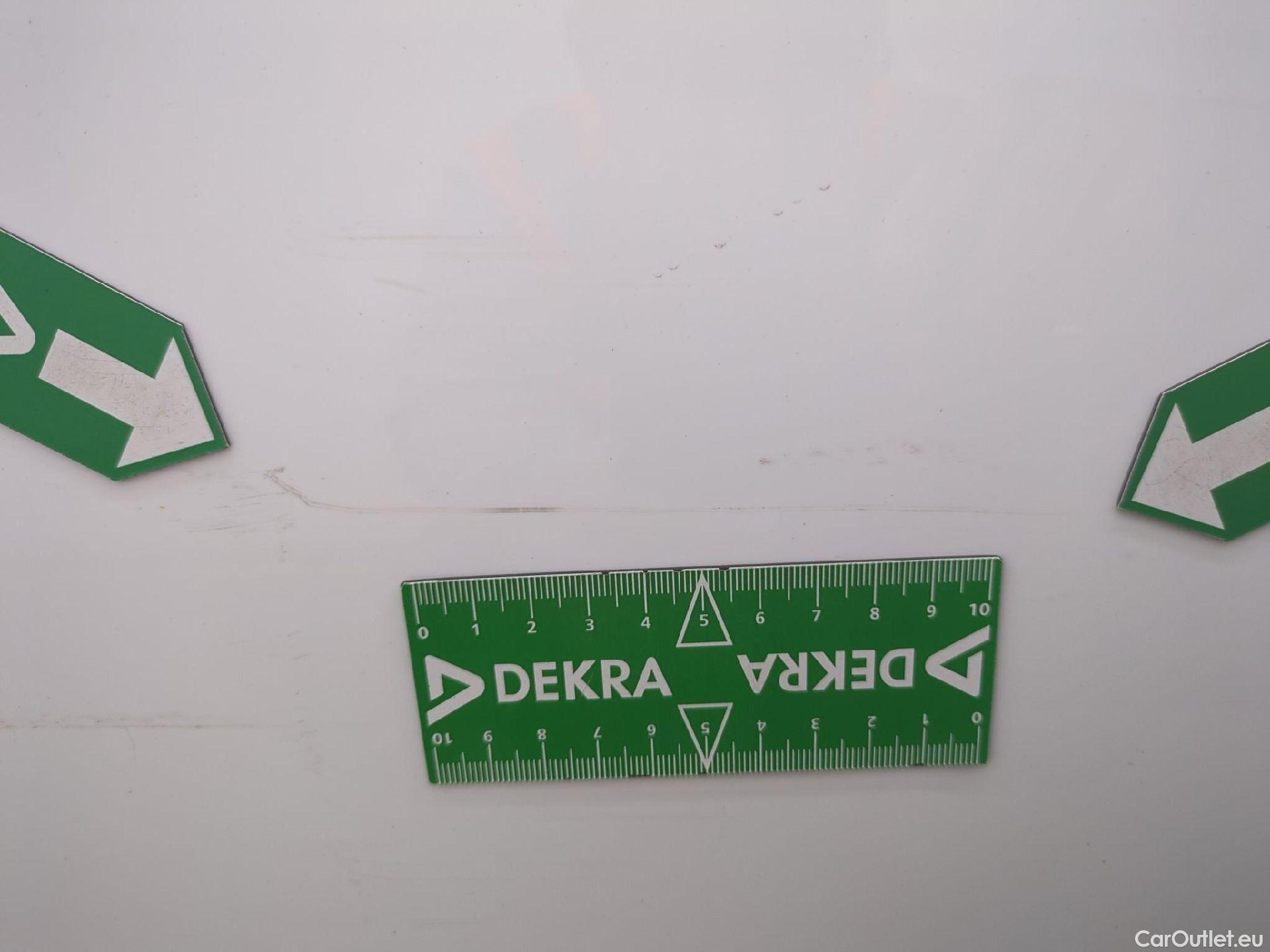  Toyota  Corolla  / 2018 / 5P / Berline Hybride 122h Design / TRANSFO VP VF #44