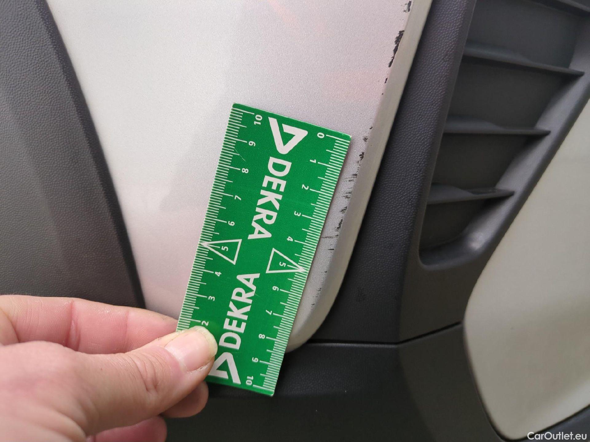  Volkswagen  Taigo VOLKSWAGEN  / 2021 / 5P / SUV 1.0 TSI 95 Life Business #3