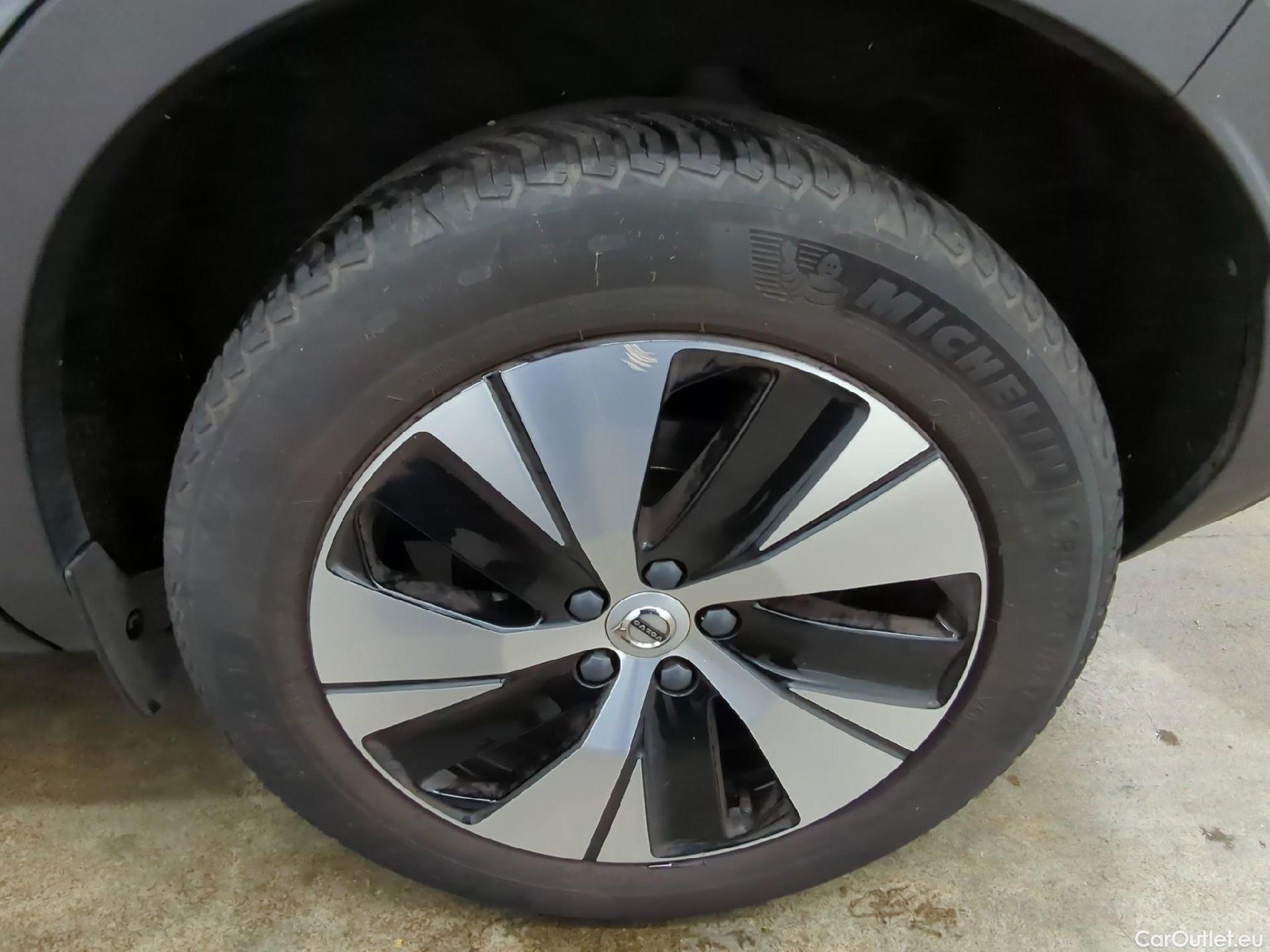  Volvo  XC 40 VOLVO XC40 / 2022 / 5P / SUV Recharge T4 211 DCT7 Start #8