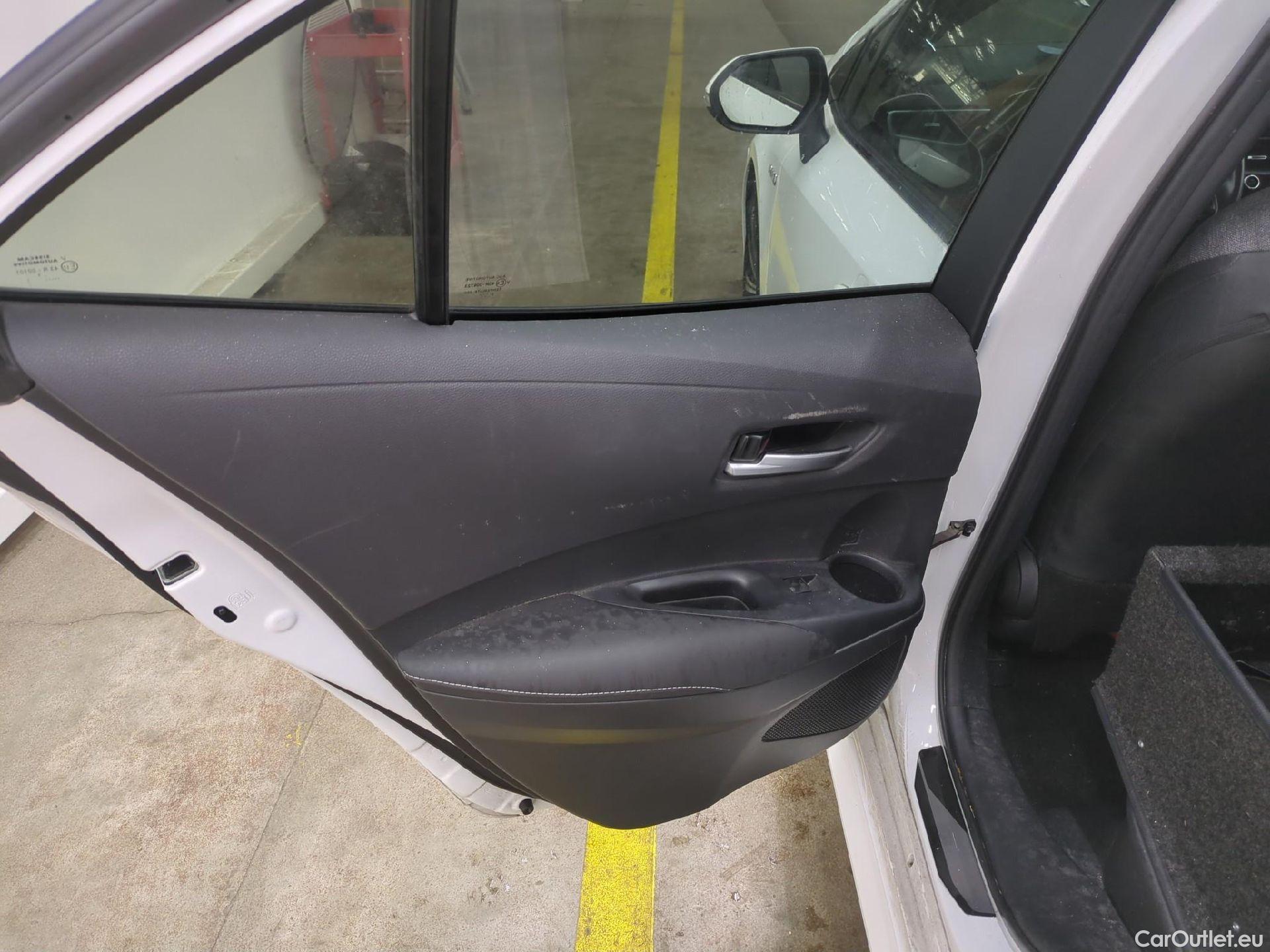  Toyota  Corolla  / 2018 / 5P / Berline Hybride 122h Design / TRANSFO VP VF #45