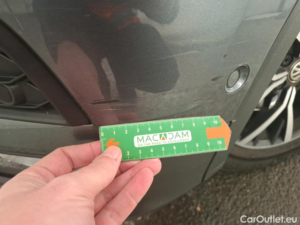  Volkswagen  Tiguan VOLKSWAGEN  Allspace / 2017 / 5P / SUV 2.0 TDI 150 DSG7 Confortline Business #27