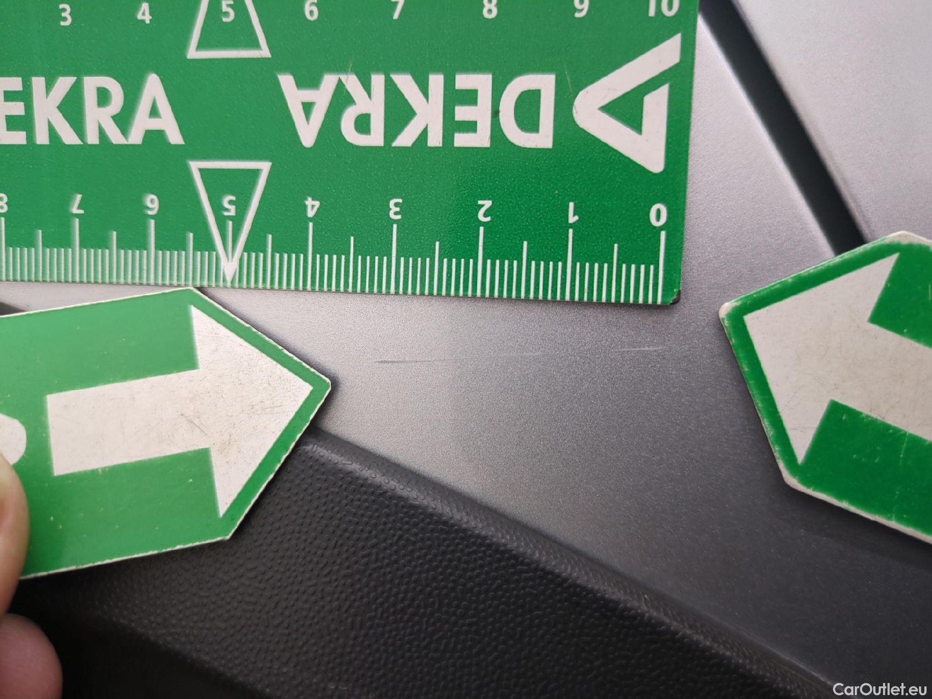  Volkswagen  Taigo VOLKSWAGEN  / 2021 / 5P / SUV 1.0 TSI 95 Life Business #19