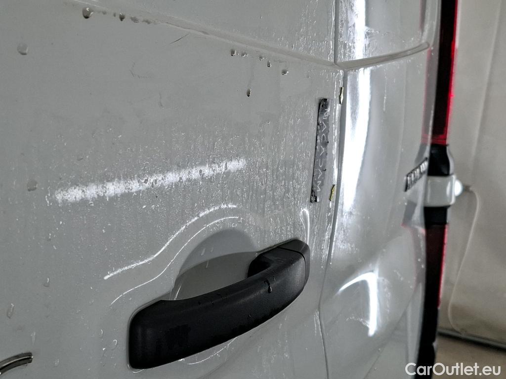  Renault  Trafic  III Fourgon L2H1 3T Confort 2.0 dCi 130CV BVM6 E6d #6