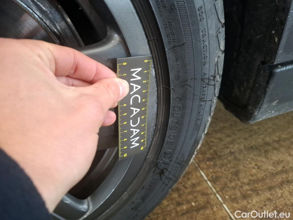  Mini  Mini   / 2014 / 3P / Berline Cooper SE Finition Essential 184 ch BVA #8