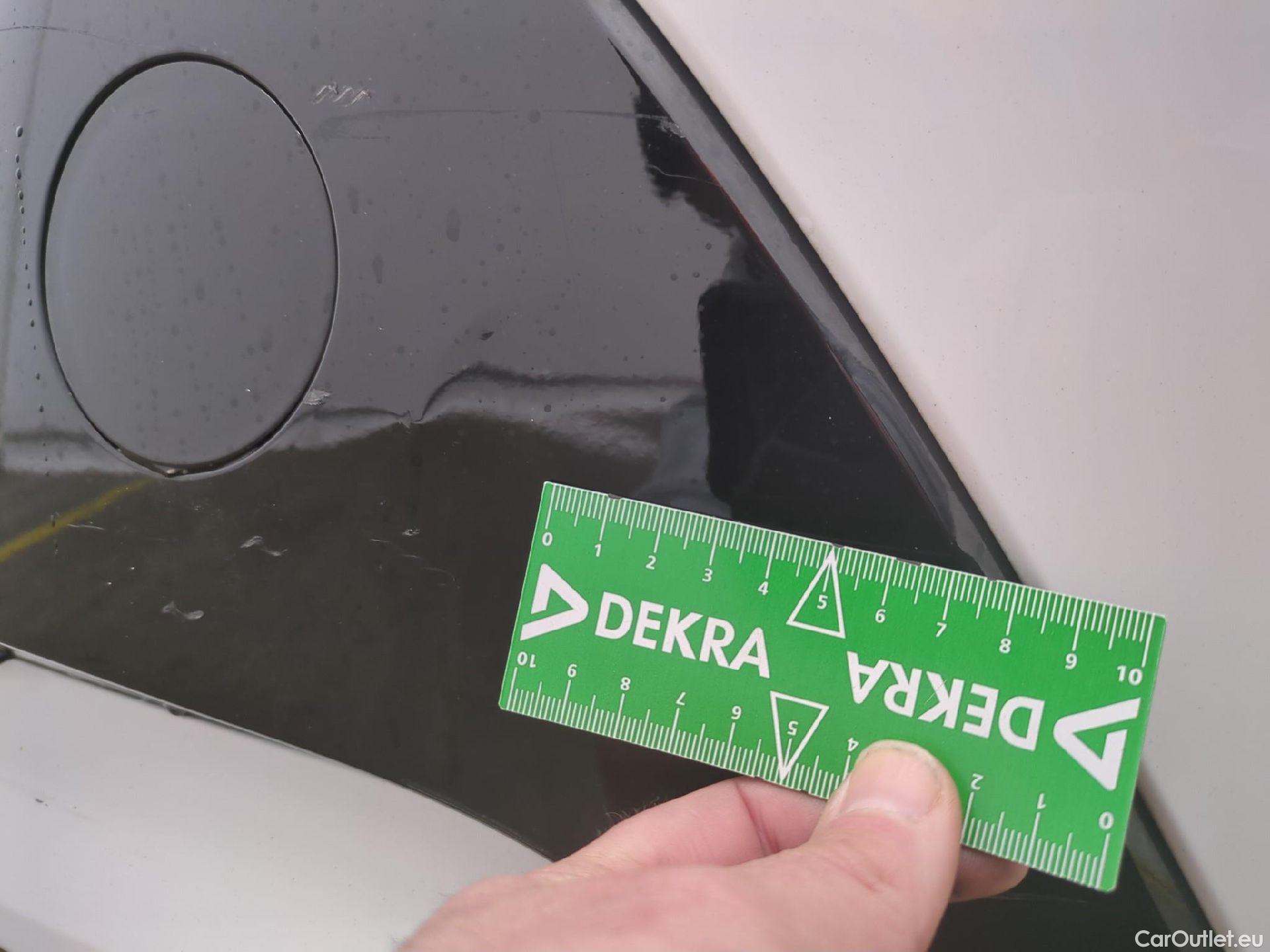  Toyota  Corolla  / 2018 / 5P / Berline Hybride 122h Design / TRANSFO VP VF #33