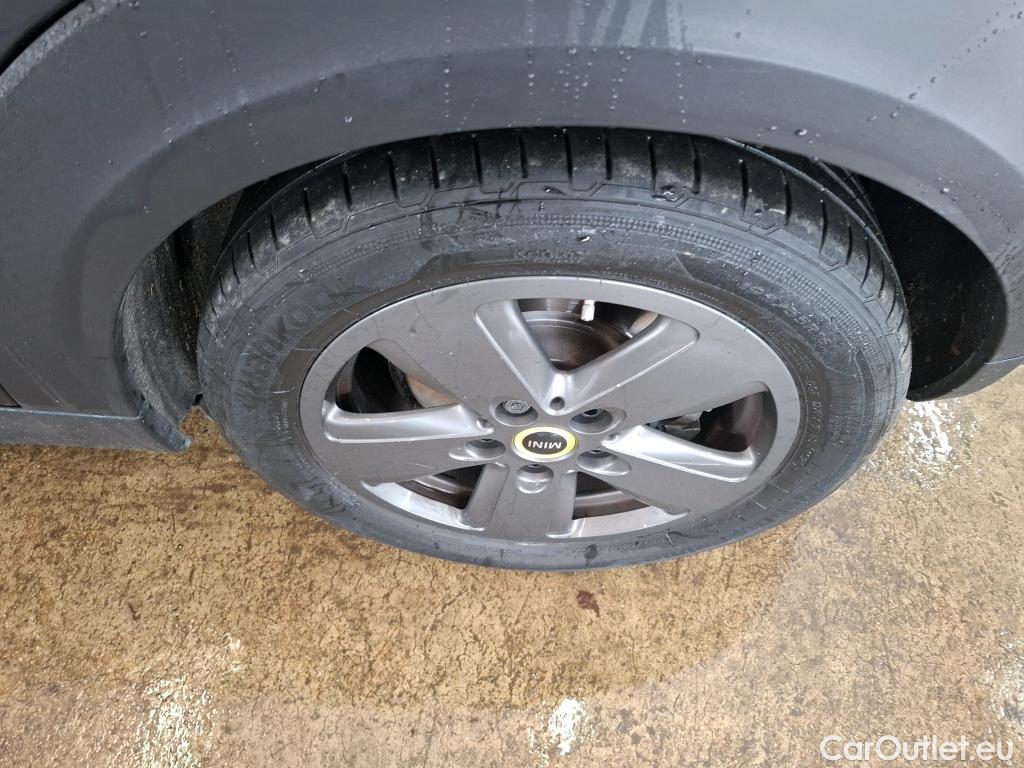  Mini  Mini   / 2014 / 3P / Berline Cooper SE Finition Essential 184 ch BVA #9