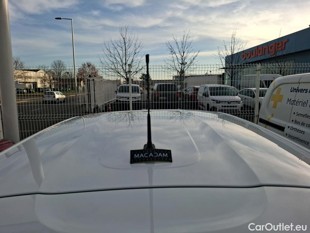  Citroen  C3 CITROEN  Société / 2020 / 5P / Berline / VU PureTech 83 S&S BVM Feel #19