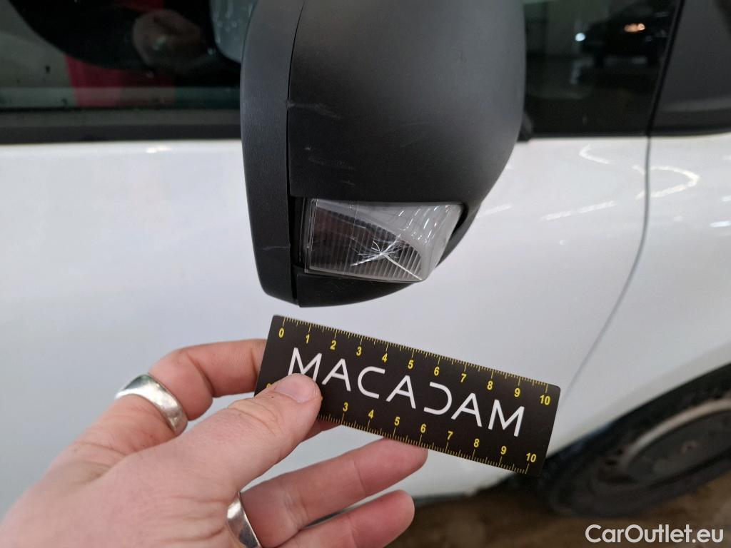  Renault  Kangoo RENAULT  / 2021 / 4P / Fourgonnette EXTRA - BLUE DCI 115 L2 #24