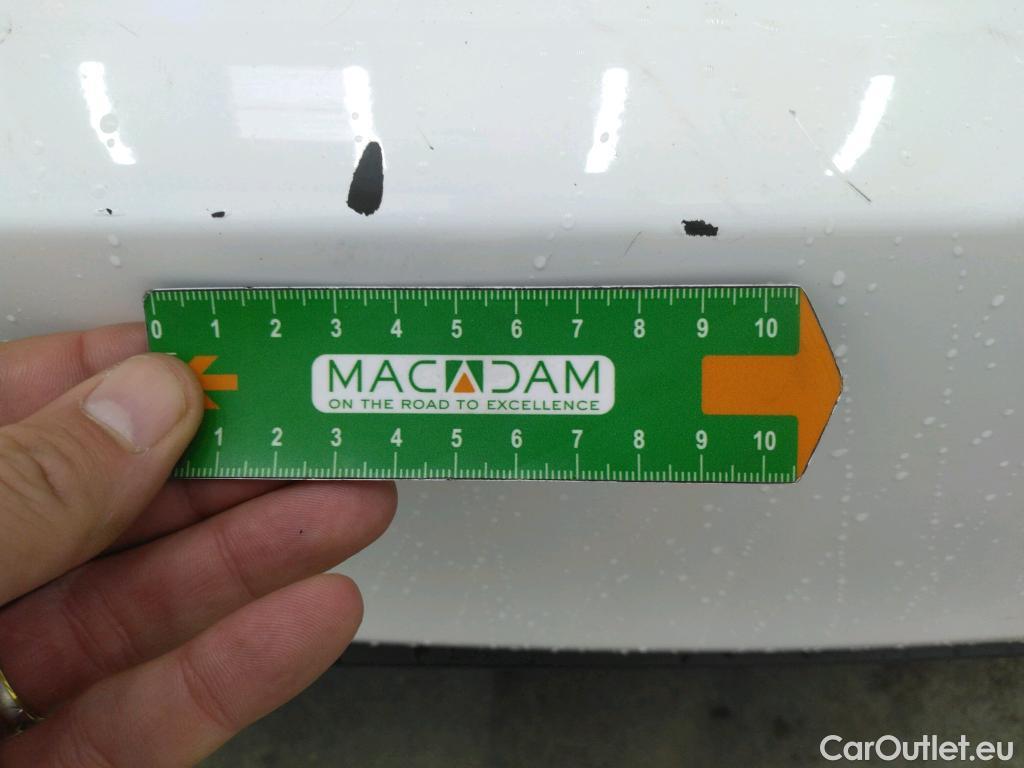  Toyota  Yaris  Hybride Affaires / 2017 / 5P / Berline / VU 1.5 VVT-I HYBRID AUTO France Business  #12