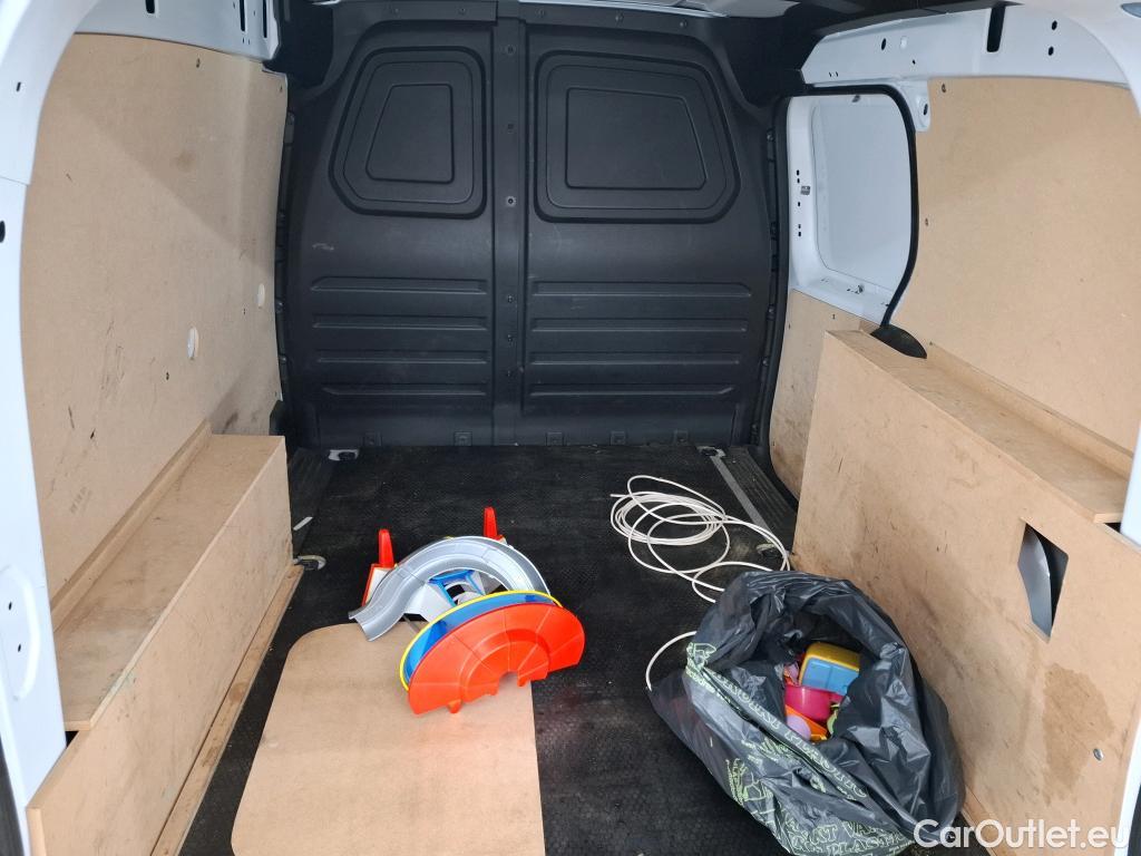  Renault  Kangoo RENAULT  / 2021 / 4P / Fourgonnette GD CONFORT - BLUE DCI 95 #31