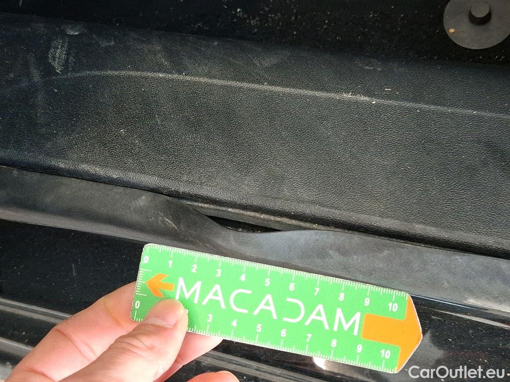  Peugeot  208  Affaire Premium Pack 1.2 80CV BVM5 E6dT #3