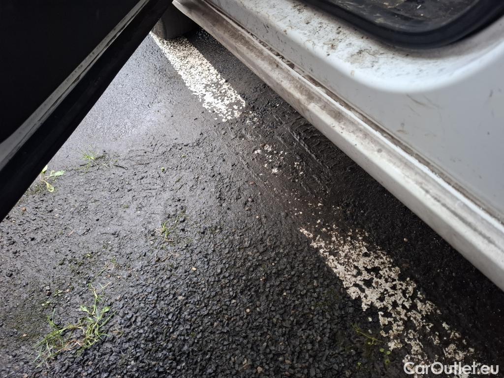  Renault  Kangoo RENAULT  / 2021 / 4P / Fourgonnette GD CONFORT - BLUE DCI 95 #30