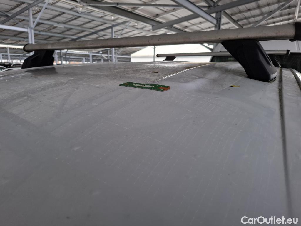  Renault  Kangoo RENAULT  / 2021 / 4P / Fourgonnette GD CONFORT - BLUE DCI 95 #6