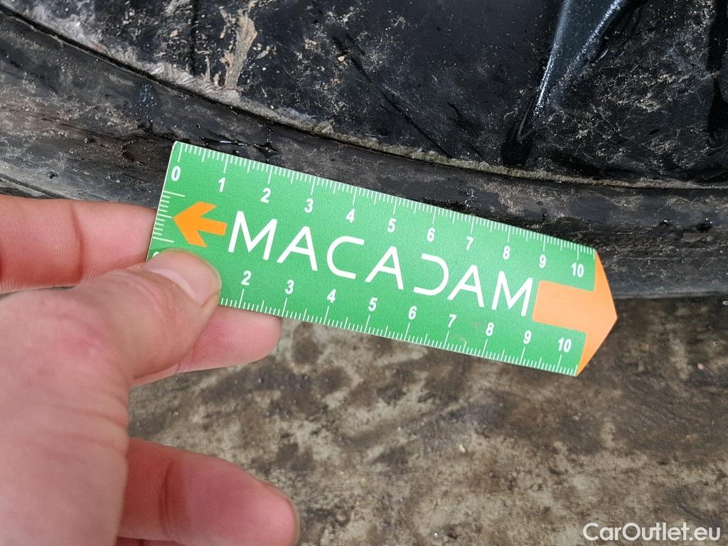  Tesla  Model Y TESLA  / 2020 / 5P / SUV Long Range Dual Motor AWD #34