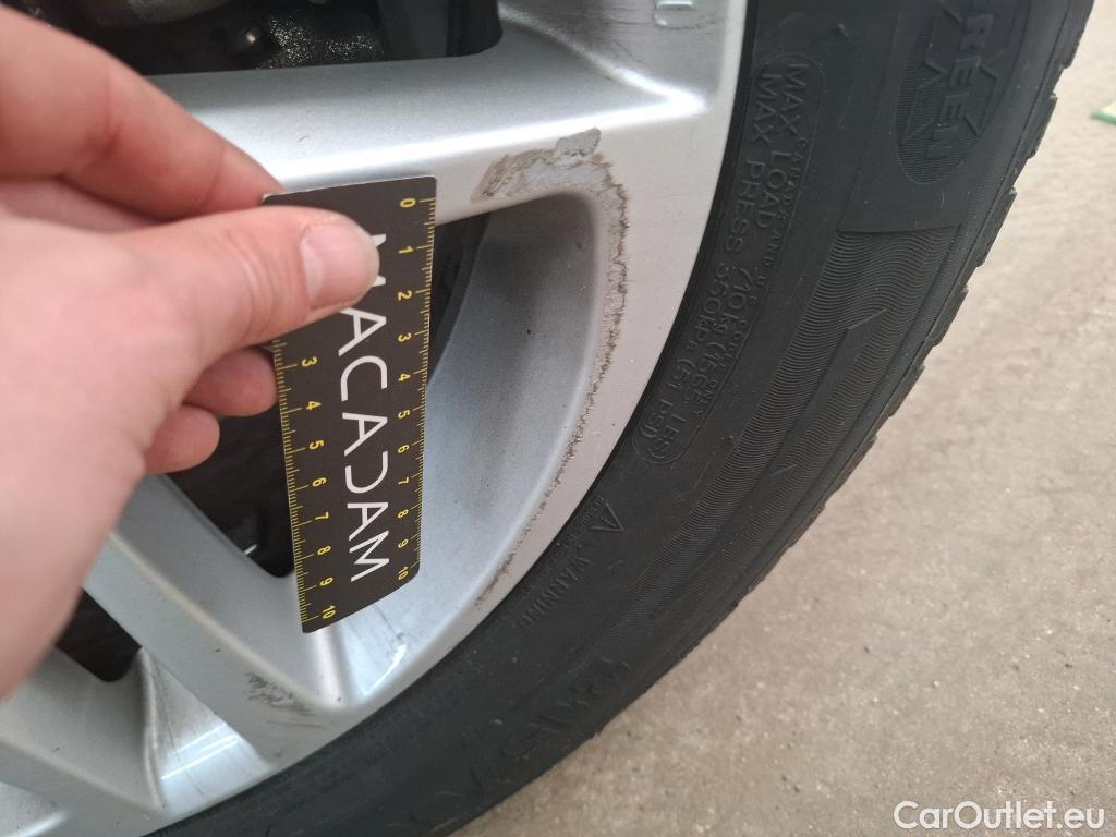  Toyota  C-HR TOYOTA  / 2016 / 5P / SUV 1.8 HYBRIDE 122 DYNAMIC BUSINESS #9