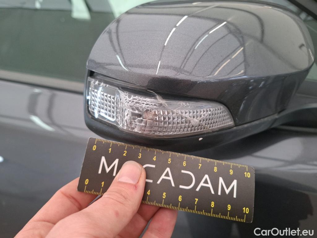  Toyota  C-HR TOYOTA  / 2016 / 5P / SUV 1.8 HYBRIDE 122 DYNAMIC BUSINESS #34