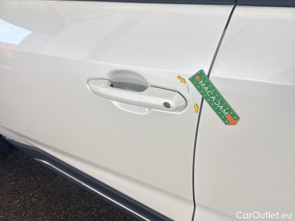  Toyota  RAV4 TOYOTA  Hybride / 2018 / 5P / SUV Hybride AWD Dynamic Business Beyond Zero #14