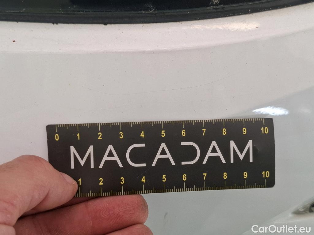  Toyota  Corolla TOYOTA  / 2018 / 5P / Berline Hybride 122h Dynamic Business Stage Acad #32