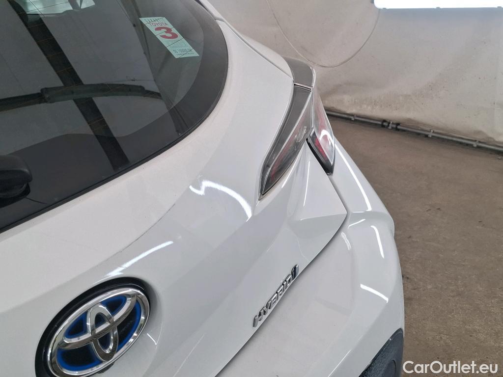  Toyota  Corolla TOYOTA  / 2018 / 5P / Berline Hybride 122h Dynamic Business Stage Acad #37