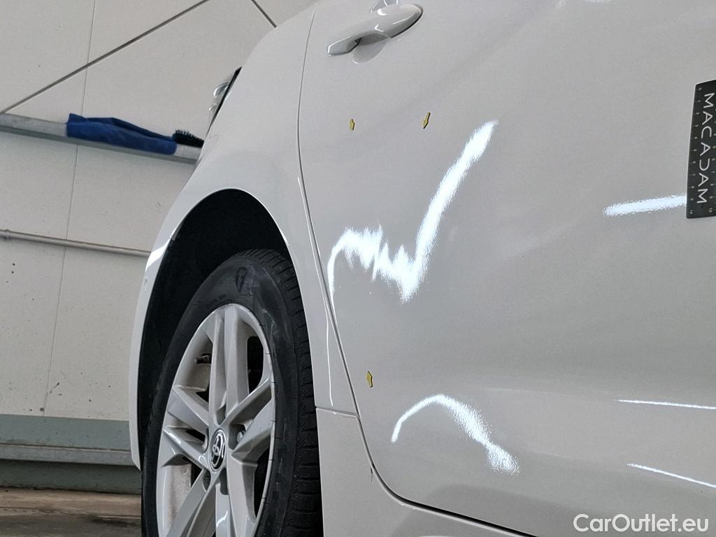  Toyota  Corolla TOYOTA  / 2018 / 5P / Berline Hybride 122h Dynamic Business Stage Acad #25