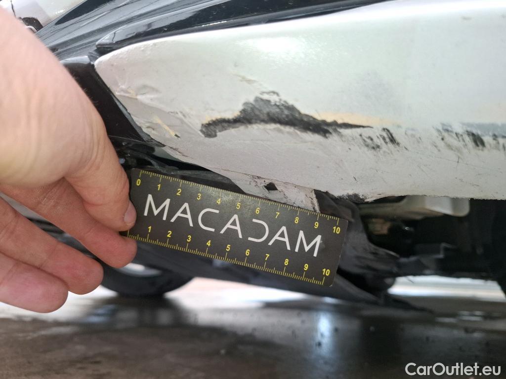  Toyota  Corolla TOYOTA  / 2018 / 5P / Berline Hybride 122h Dynamic Business Stage Acad #11