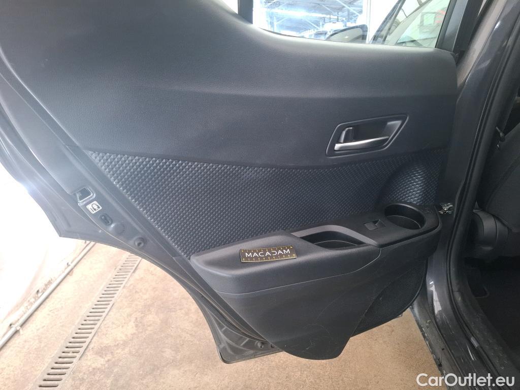  Toyota  C-HR TOYOTA  / 2016 / 5P / SUV 1.8 HYBRIDE 122 DYNAMIC BUSINESS #16